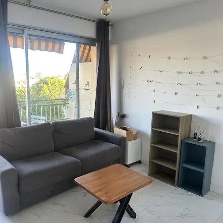Near Hippodrome & Seaside * קאן סור מר